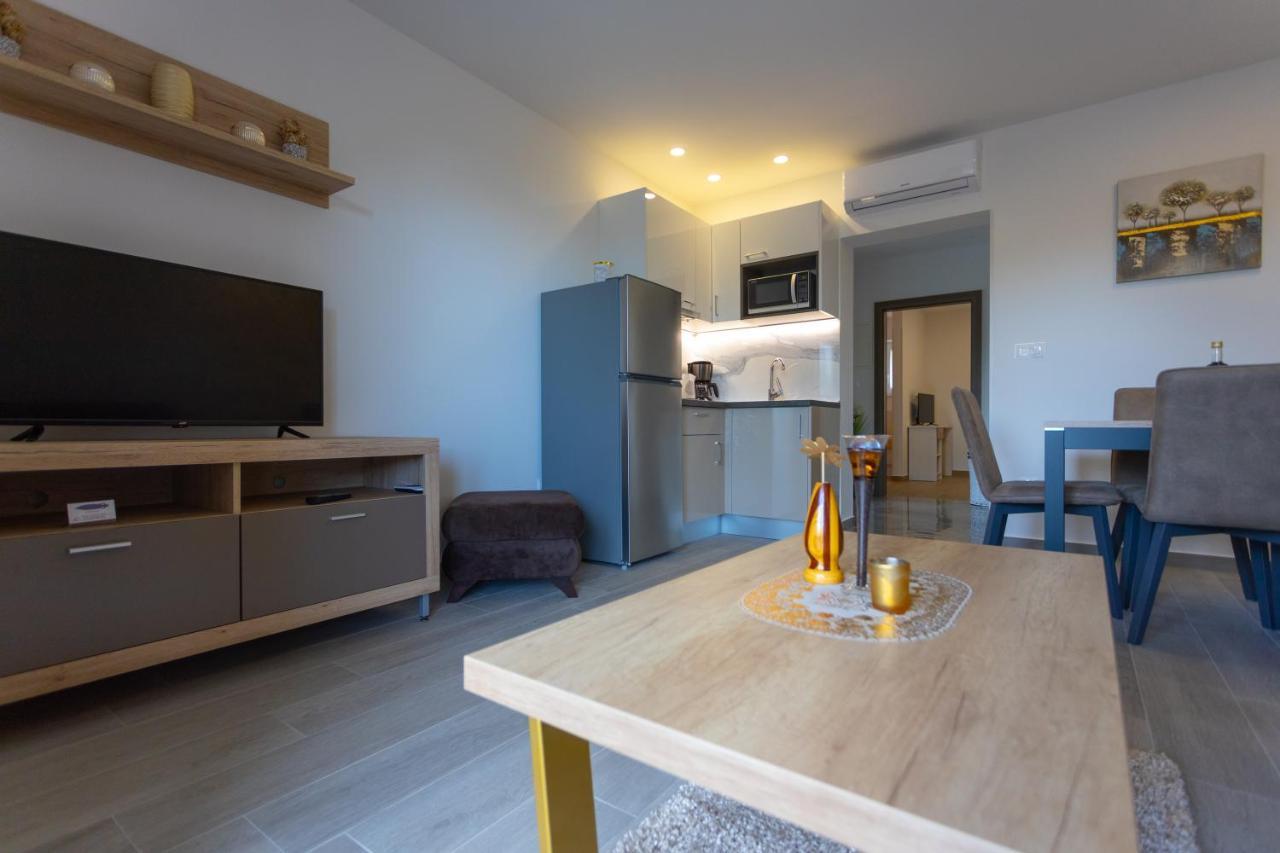 Apartments Vicin Brela Ngoại thất bức ảnh